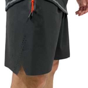 Bermuda de hombre negra detalle naranja flúor (Microfibra Plana Premium)