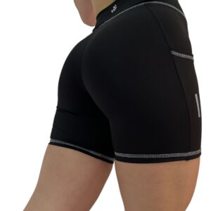 Short negro con bolsillo (Lycra Premium)